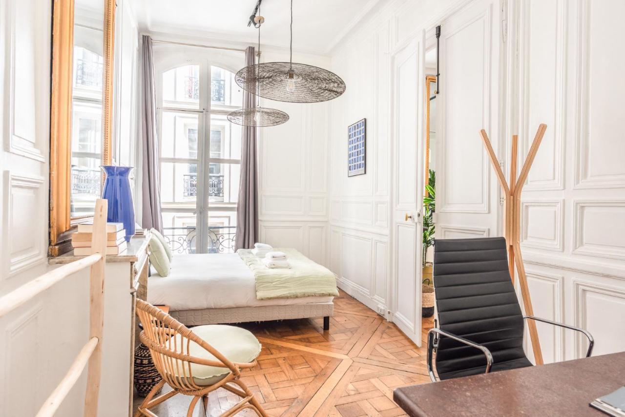 Outstanding Parisian Flat In Heart Of Paris Center Apartment Exterior photo